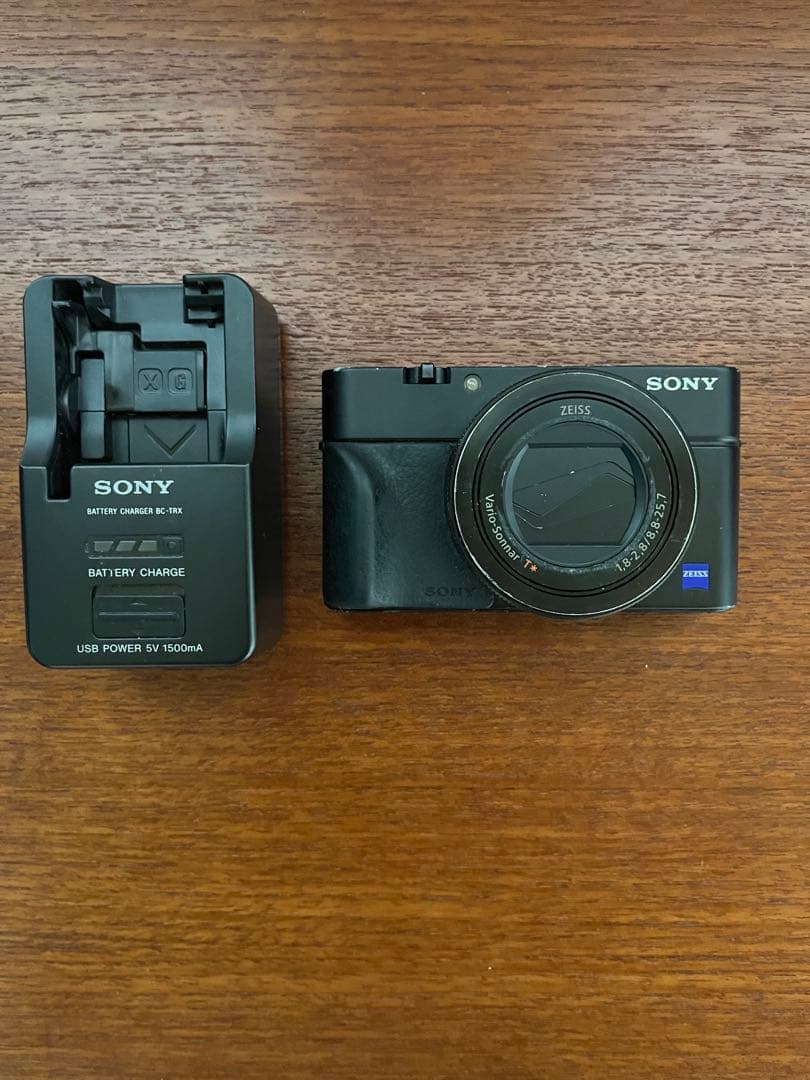 デジタルカメラ Sony rx100m4
