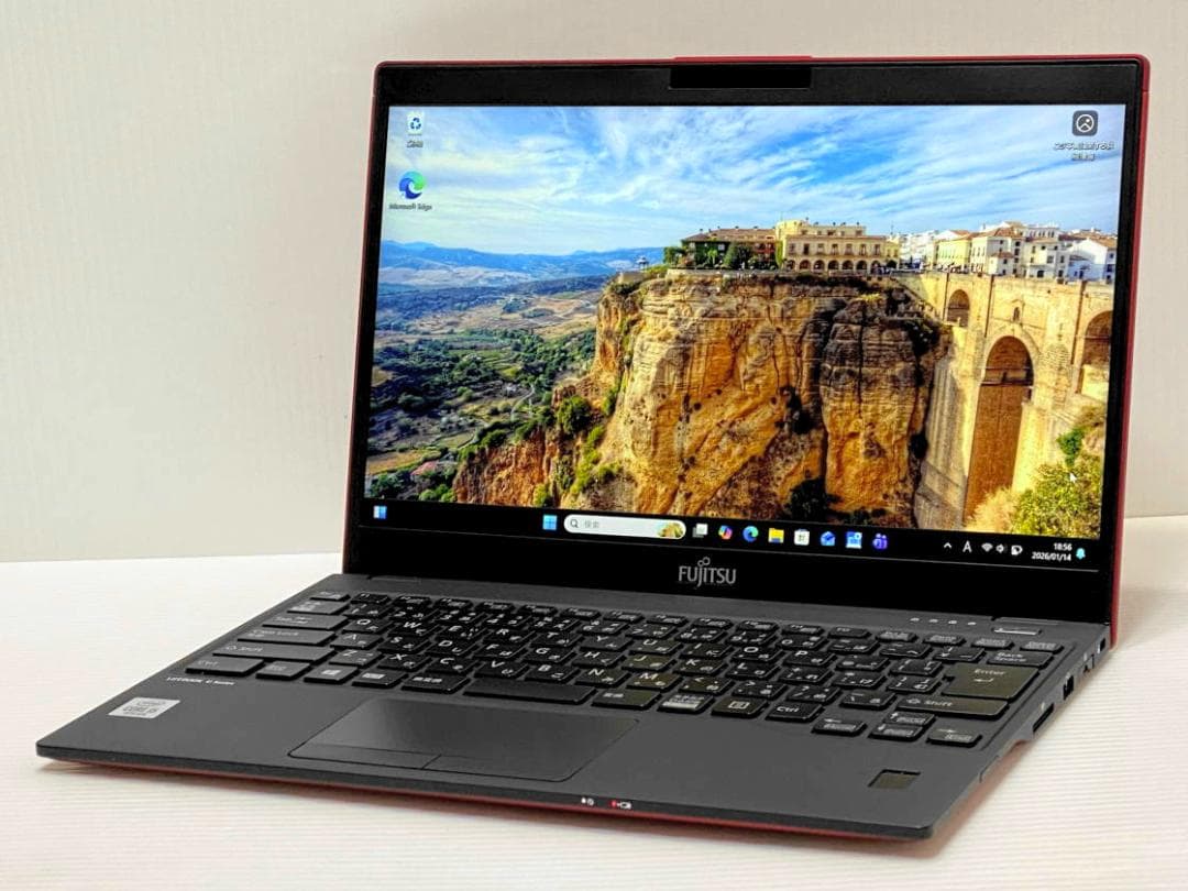 I*o様 ガーネットレッド 第10世代Core i5 LIFEBOOK U931