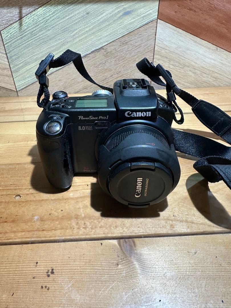 Canon PowerShot Pro1 8.0メガピクセル
