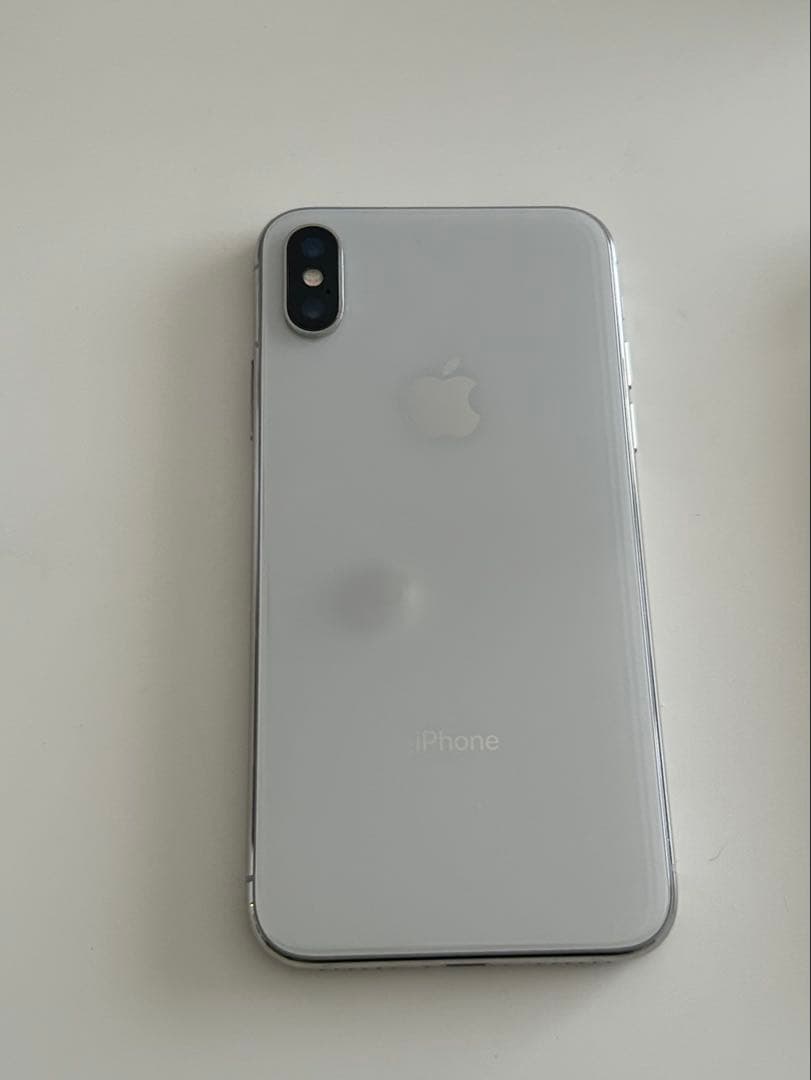 Apple iPhone X シルバー 本体