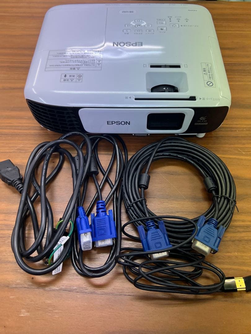 K 【動作確認済】EPSON EB-U42 プロジェクター 本体