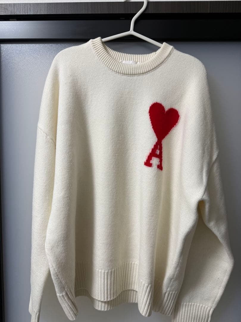 k*様 ami parisハート刺繍 ホワイトセーター ニット