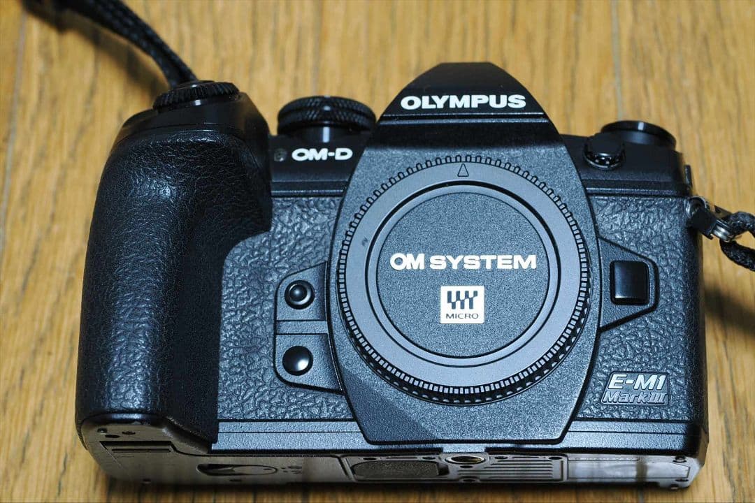 OLYMPUS E-M1 Mark III ミラーレス一眼 本体
