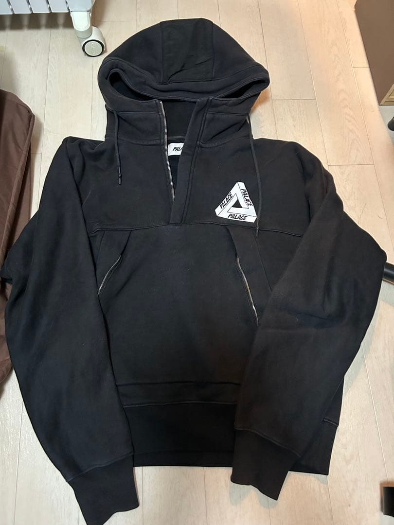 palace パーカー