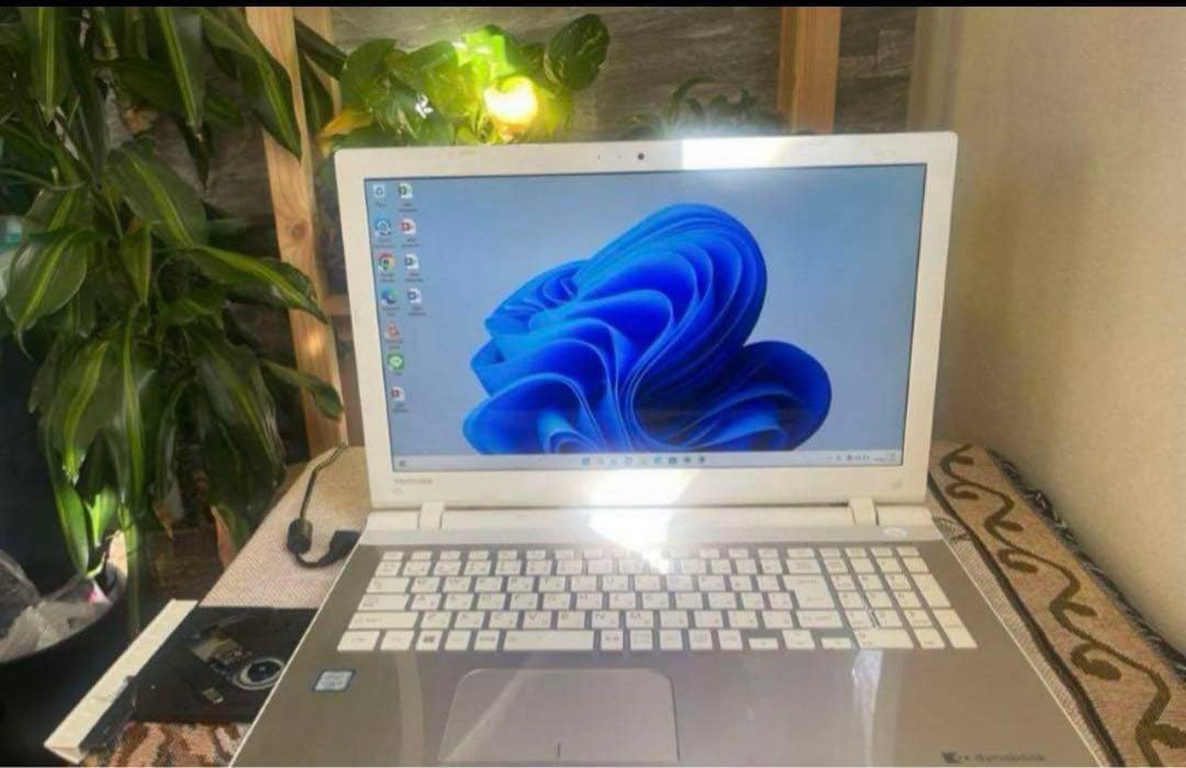 東芝PC✨i3✨薄型✨ノートパソコン✨人気のdynabook✨
