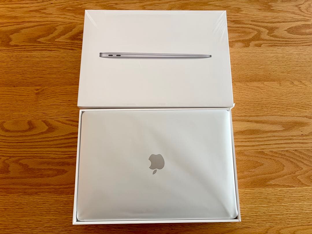 MacBookAir A2179（2020年モデル） 13インチ シルバー
