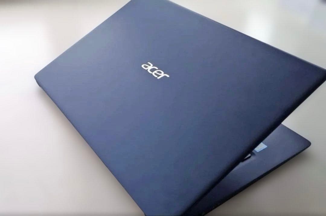 【極美品】Acer Swift 5 i5 8GB/512GB 14型タッチパネル