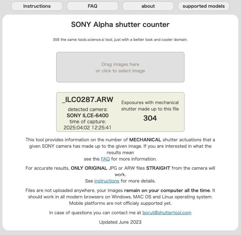 SONYデジタル一眼カメラα6400パワーズームレンズキット、他