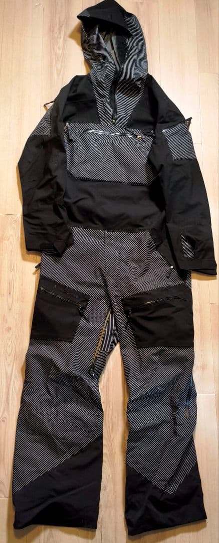 peak performance HELI SUIT ピークパフォーマンス S