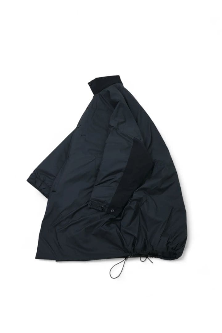 MIC. PUFF OVER COAT ユニセックス　ブラック