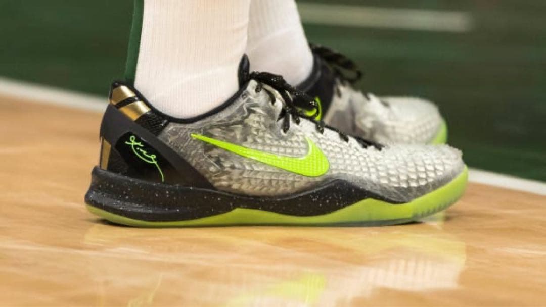 w*0様 Nike Kobe8 Christmasコービー8激レア