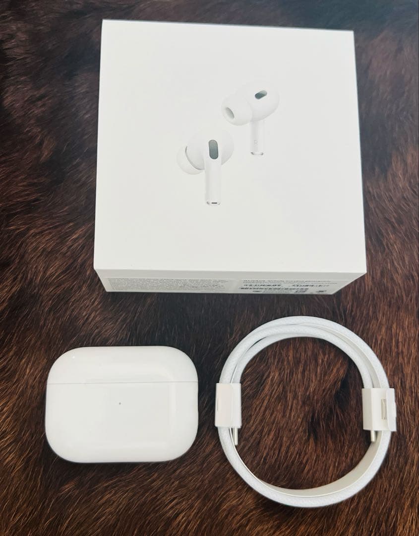 AirPods Pro (第2世代) 本体 A2968 ケーブル付き