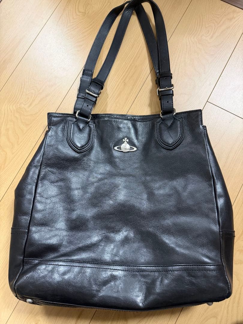 ヴィヴィアンウエストウッド ブラック　レザー　トートバッグ