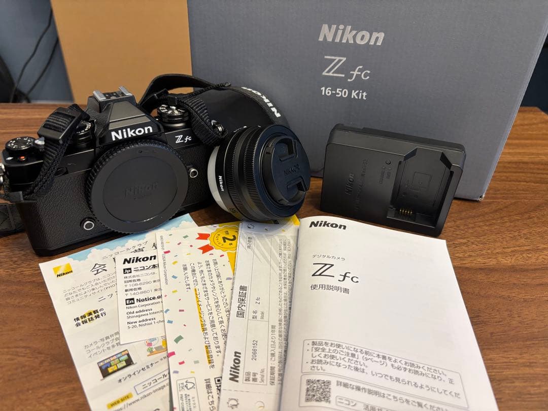 Nikon Z fc DX 16-50mm レンズ付き