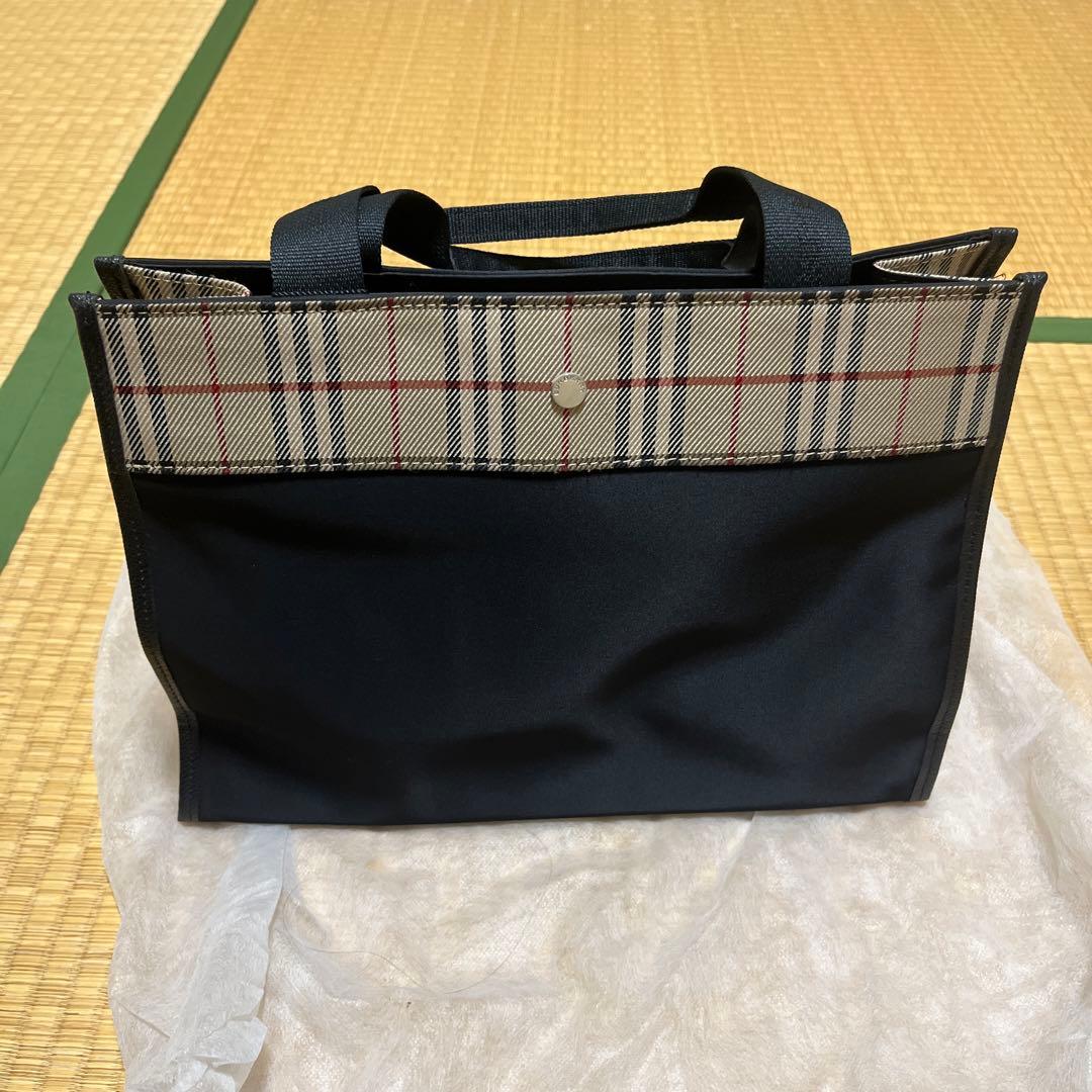 Burberryバッグ
