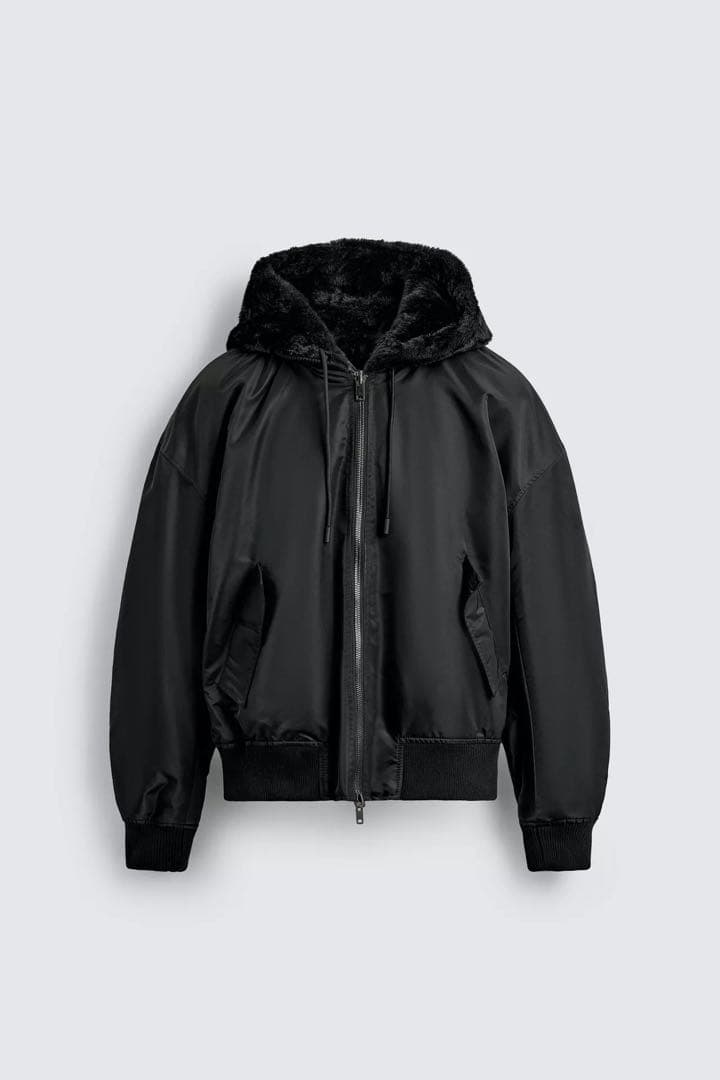 ZARA リバーシブルフェイクファーボンバージャケット　サイズS（値下げ×）