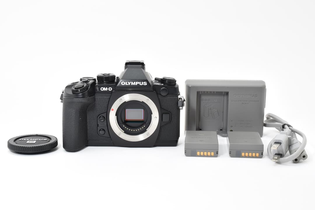 OLYMPUS OM-D E-M1 ボディ ブラック 0240